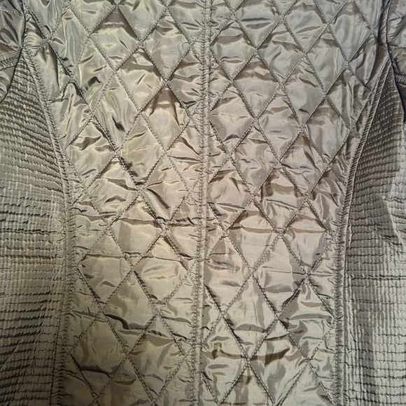 Banana Republic | cross stitched puffer jacket - Picture 6 of 8